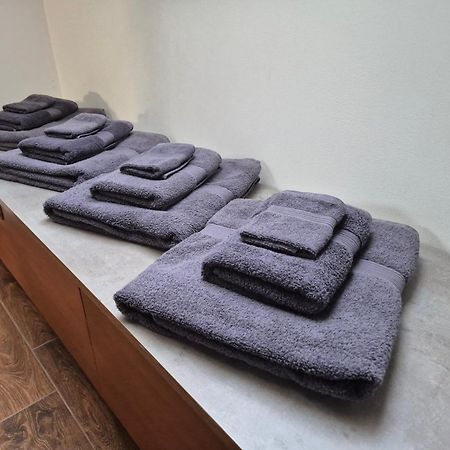 Toelgyes Apartmanhaz Szeged Luaran gambar