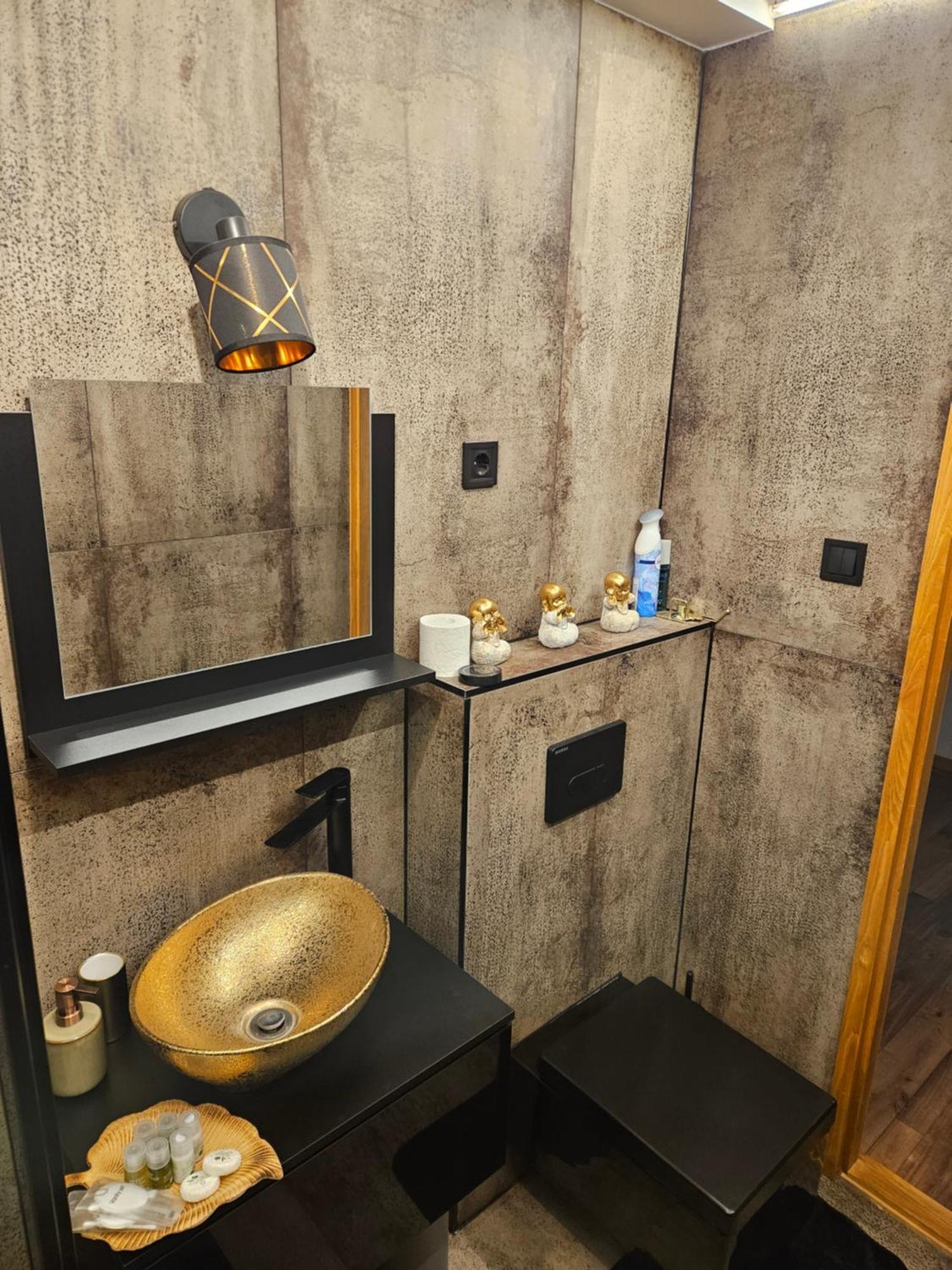 Toelgyes Apartmanhaz Szeged Luaran gambar