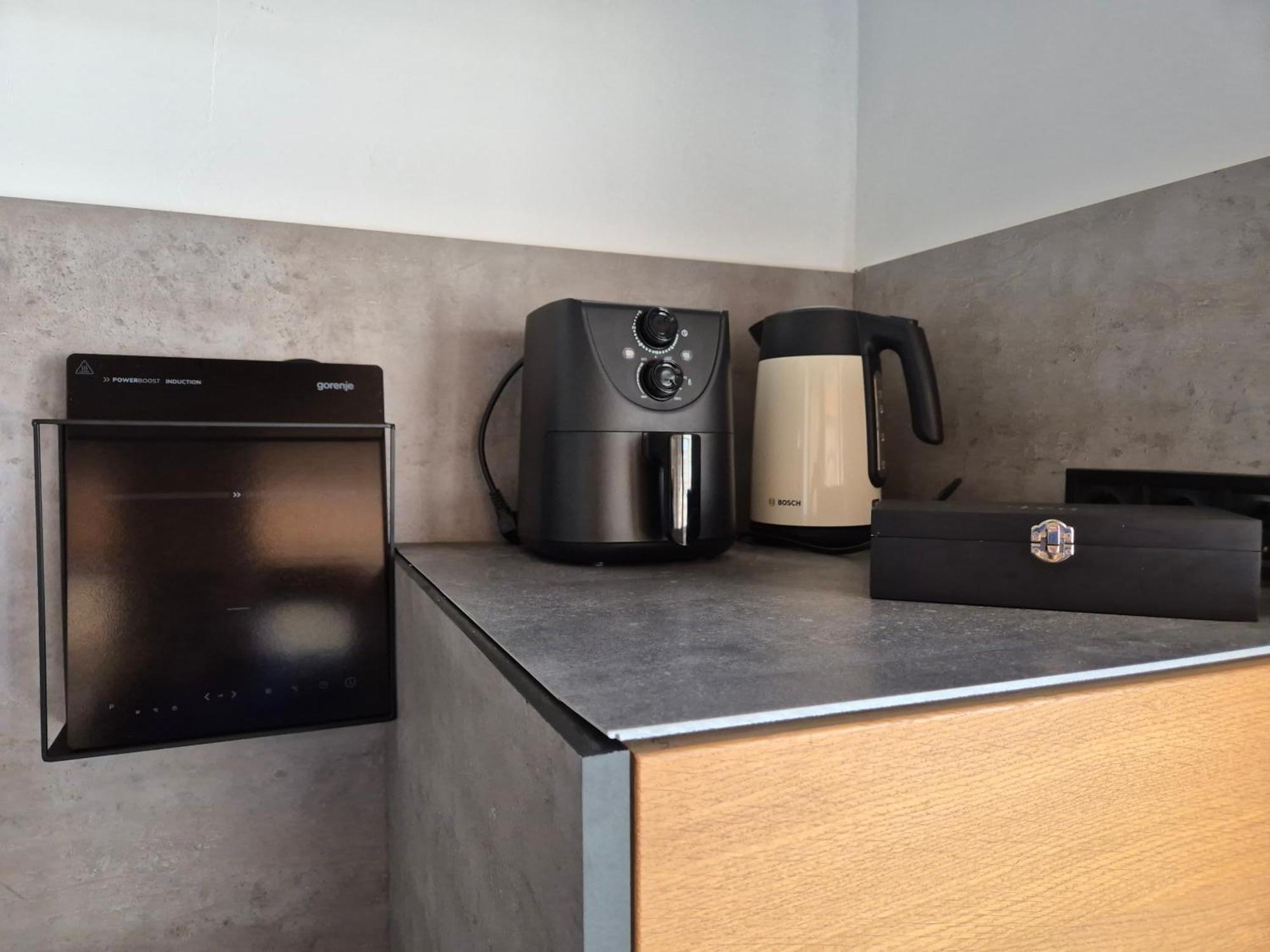 Toelgyes Apartmanhaz Szeged Luaran gambar